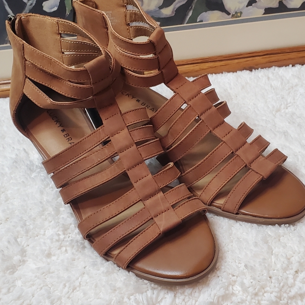Lucky Brand Women's Brown Strappy Sandals - Picture 2 of 8